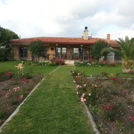 Ozbek Ciftlik Evi - Holiday *