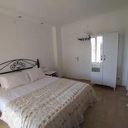 Ozbek Ciftlik Evi - Holiday Tatil Evi